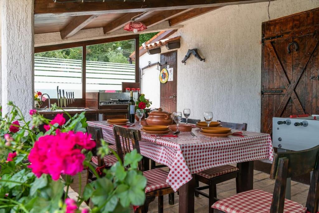 Piccola Casa - A Little Paradise Krsan ภายนอก รูปภาพ